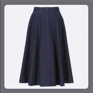 Uniqlo navy polka dot midi skirt